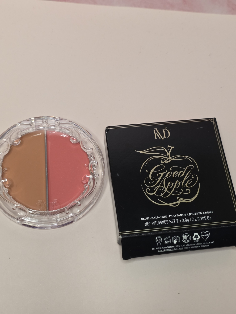 KVD Beauty Good Apple Blush Balm Duo Elusive Orchard 30

New and unused. Cream b